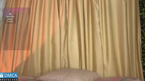 Stepha online show from 10/10/25, 11:20