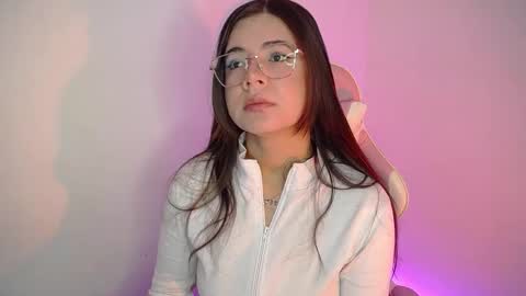 Emma online show from 09/20/25, 12:00
