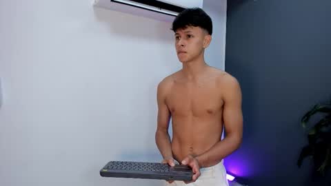 Stephane Rouss online show from 11/01/25, 08:11