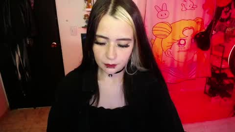 Snapshot of stephani_rousso chatting on 04/23/26, 11:18 joha cosmo online show from 04/23/26, 11:18