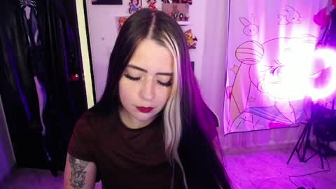 Snapshot of stephani_rousso chatting on 05/10/26, 11:32 joha cosmo online show from 05/10/26, 11:32