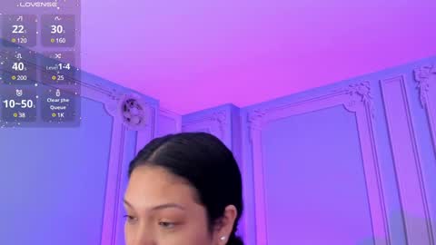 Snapshot of stephania_diamond chatting on 01/23/25, 02:44 online show from 01/23/25, 02:44