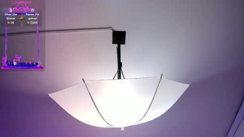 Snapshot of stephania_diamond chatting on 02/21/25, 09:13 online show from 02/21/25, 09:13