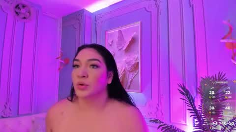 Snapshot of stephania_diamond chatting on 11/11/25, 02:22 online show from 11/11/25, 02:22