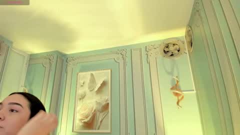 Snapshot of stephania_diamond chatting on 11/22/25, 02:32 online show from 11/22/25, 02:32