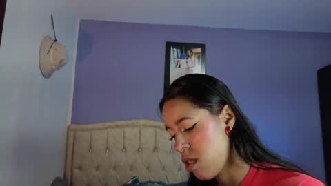 Stephania online show from 03/30/26, 05:58