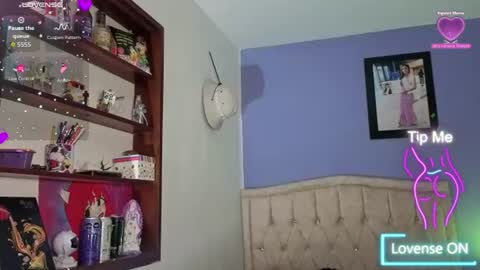 Snapshot of stephania_t chatting on 06/10/26, 06:18 Stephania online show from 06/10/26, 06:18