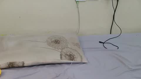 Lynne online show from 11/07/25, 04:56