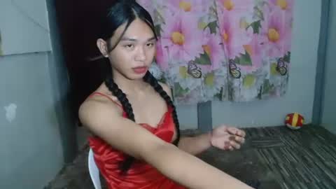 Snapshot of stephanie_zee chatting on 06/06/26, 02:33 stephanie_zee online show from 06/06/26, 02:33