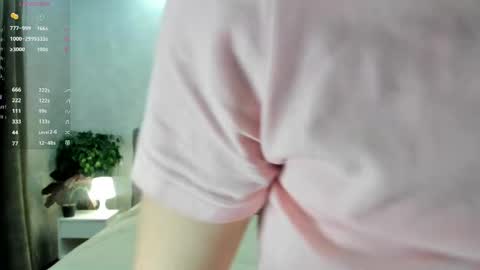 Snapshot of stephaniesally chatting on 04/06/26, 06:31 Sonya online show from 04/06/26, 06:31