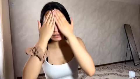 Aiko online show from 06/14/26, 07:54