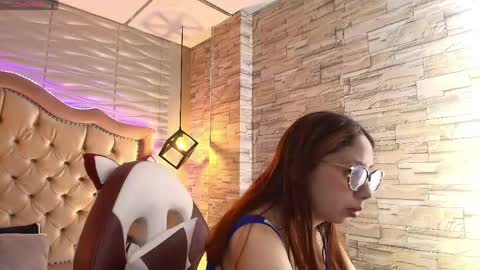 Snapshot of stephaniesun_ chatting on 04/15/26, 02:35 Stephaniesun online show from 04/15/26, 02:35