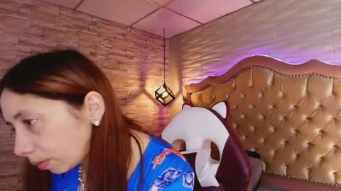 Snapshot of stephaniesun_ chatting on 05/03/26, 01:28 Stephaniesun online show from 05/03/26, 01:28