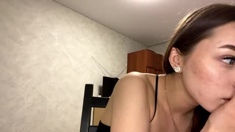 Stephani online show from 03/28/26, 03:33