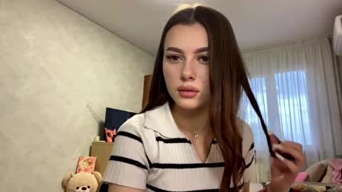 Snapshot of stephaniflicek chatting on 05/03/26, 03:18 Stephani online show from 05/03/26, 03:18