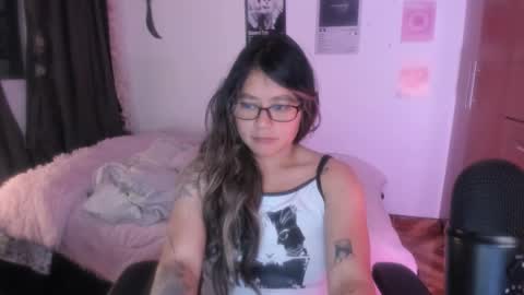 Stephanie  online show from 02/04/26, 01:55