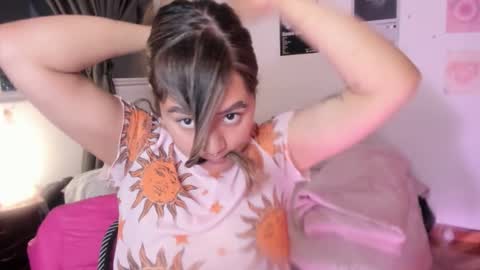 Stephanie  online show from 02/18/26, 03:57