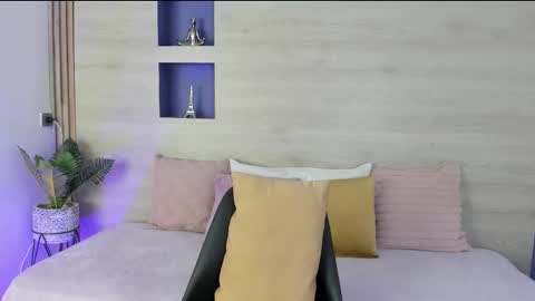 Nataly online show from 09/19/25, 02:07