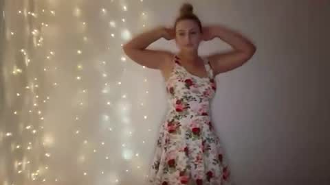 Stephany online show from 06/26/26, 12:09