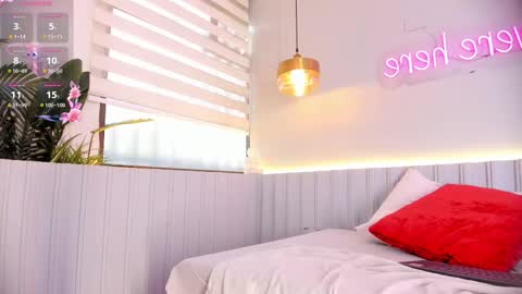 Stephany  online show from 02/12/26, 04:24