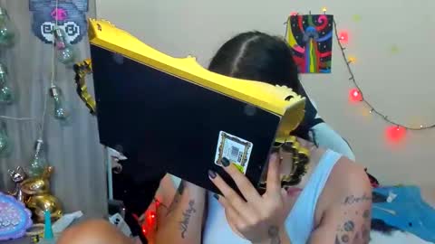 Stephany  independient model  online show from 11/05/25, 11:27