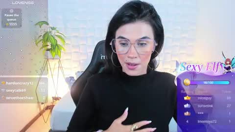 Snapshot of stephanya_ chatting on 01/28/25, 05:54 S T E P H A N Y A online show from 01/28/25, 05:54