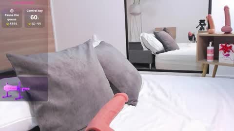 Snapshot of stephanya_ chatting on 10/09/25, 07:34 S T E P H A N Y A online show from 10/09/25, 07:34