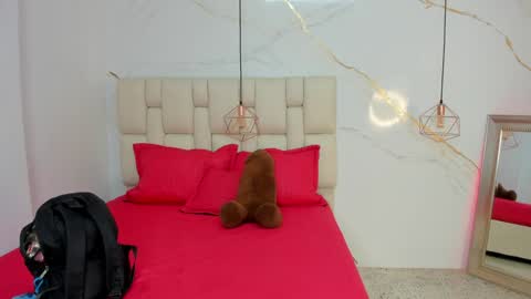 Snapshot of stephanysc chatting on 01/13/25, 09:52 Stefanny online show from 01/13/25, 09:52