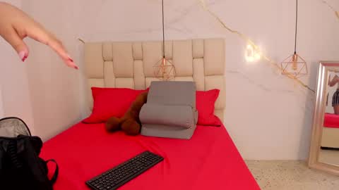 Snapshot of stephanysc chatting on 01/21/25, 09:46 Stefanny online show from 01/21/25, 09:46