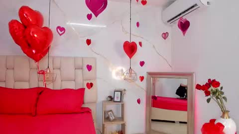 Snapshot of stephanysc chatting on 02/14/25, 10:36 Stefanny online show from 02/14/25, 10:36