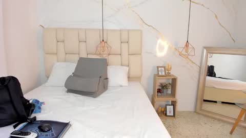 Snapshot of stephanysc chatting on 02/22/25, 10:09 Stefanny online show from 02/22/25, 10:09