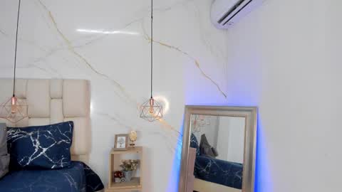 Snapshot of stephanysc chatting on 02/25/25, 10:18 Stefanny online show from 02/25/25, 10:18