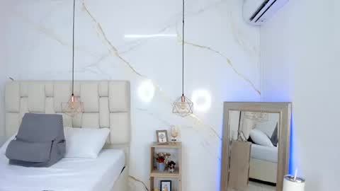 Snapshot of stephanysc chatting on 03/04/25, 01:01 Stefanny online show from 03/04/25, 01:01