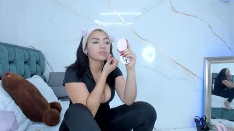 Snapshot of stephanysc chatting on 09/26/25, 11:09 Stefanny online show from 09/26/25, 11:09