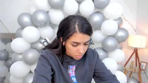 Snapshot of stephanysc chatting on 10/10/25, 11:48 Stefanny online show from 10/10/25, 11:48