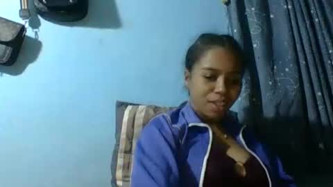 Snapshot of stephaolysca chatting on 05/19/26, 06:03 stephaolysca online show from 05/19/26, 06:03