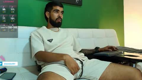    ................     online show from 09/22/25, 05:09