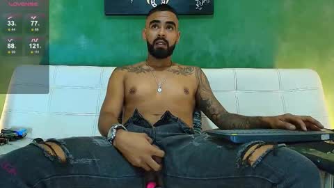 Snapshot of stephenbrown_ chatting on 03/18/26, 02:26 ................ online show from 03/18/26, 02:26