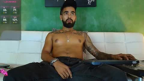 Snapshot of stephenbrown_ chatting on 03/29/26, 03:17 ................ online show from 03/29/26, 03:17