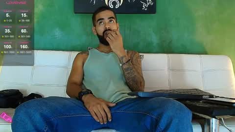 Snapshot of stephenbrown_ chatting on 04/01/26, 03:07 ................ online show from 04/01/26, 03:07