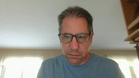 Snapshot of stephenhal9 chatting on 09/17/25, 08:32 stephenhal9 online show from 09/17/25, 08:32