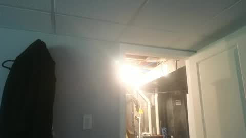 Snapshot of stephenhal9 chatting on 09/24/25, 05:05 stephenhal9 online show from 09/24/25, 05:05