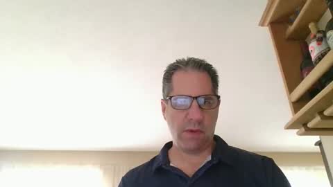 Snapshot of stephenhal9 chatting on 10/22/25, 04:40 stephenhal9 online show from 10/22/25, 04:40