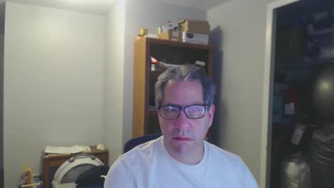 stephenhal9 online show from 12/04/25, 02:43