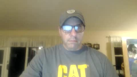 Snapshot of stephenhal9 chatting on 03/29/26, 12:21 stephenhal9 online show from 03/29/26, 12:21