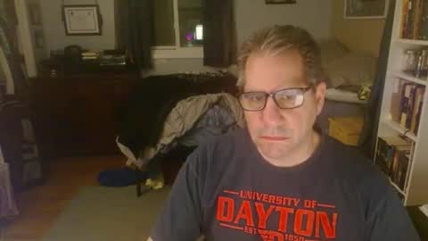 Snapshot of stephenhal9 chatting on 04/09/26, 03:28 stephenhal9 online show from 04/09/26, 03:28