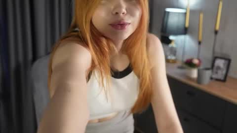 Molly online show from 05/25/26, 01:17