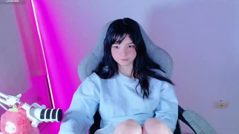 Snapshot of stephybrown chatting on 06/06/26, 12:38 stephy online show from 06/06/26, 12:38