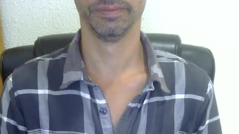 sterling_archer_24 online show from 02/02/25, 11:08