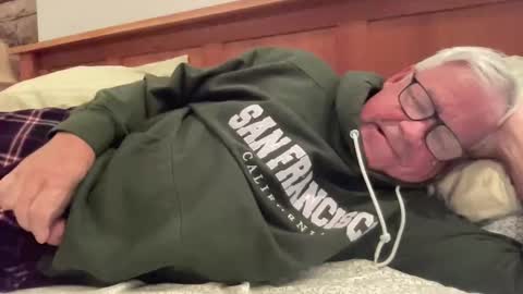 Snapshot of steve988279 chatting on 10/22/25, 12:44 Steve online show from 10/22/25, 12:44